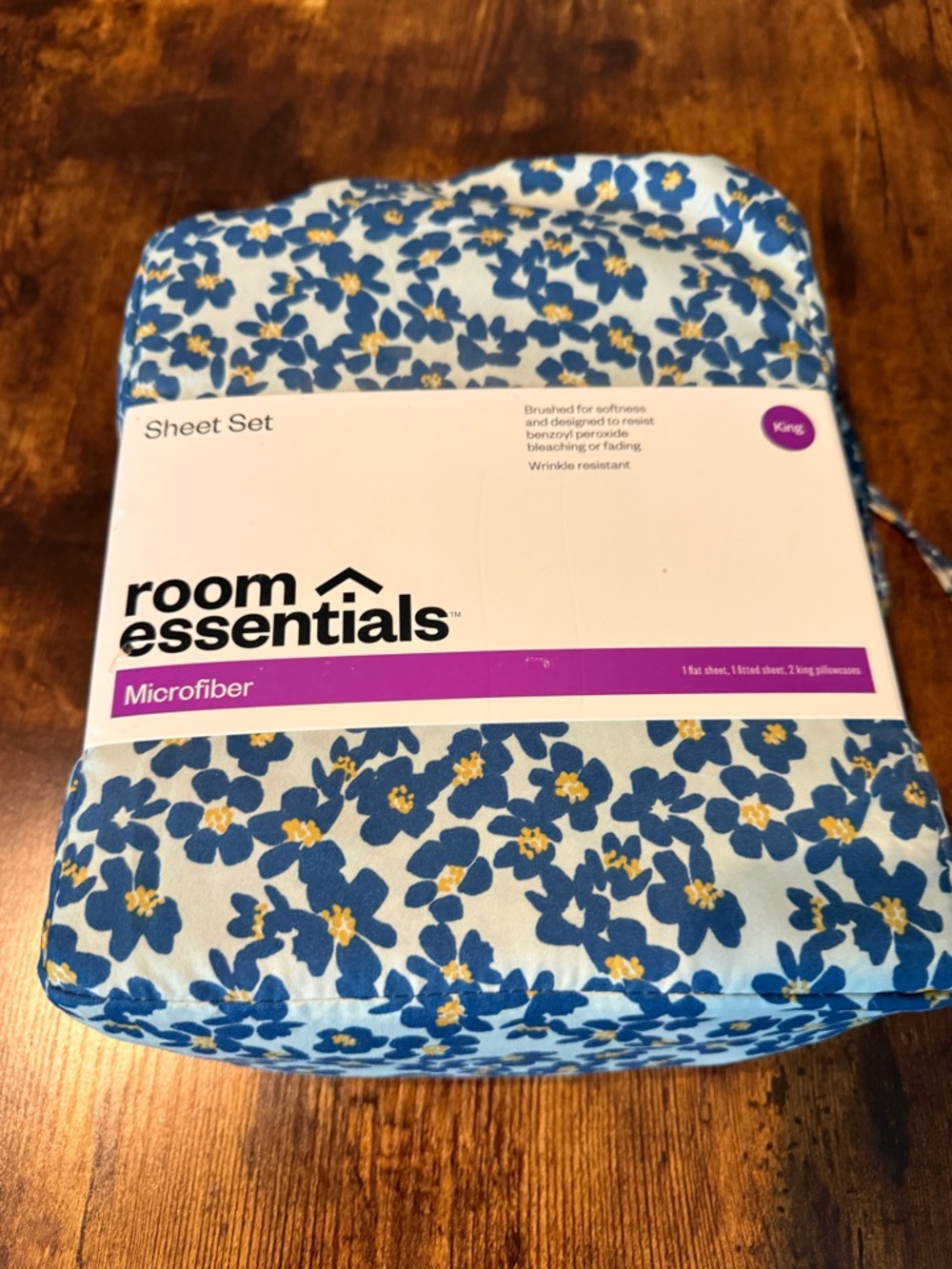Room Essentials Blue and Yellow Floral Sheet Set